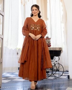 Women's Fashion Online - Stylish Cotton Kurta Set for Women